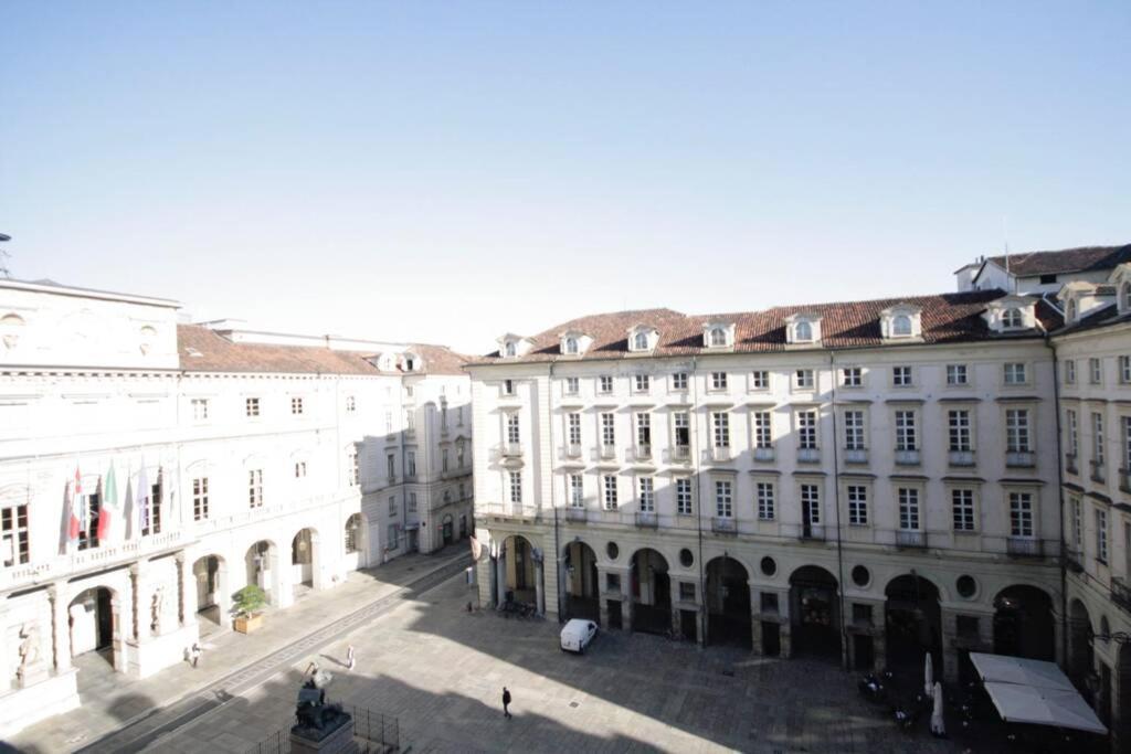 Charmant Maison In Centro Turim Exterior foto